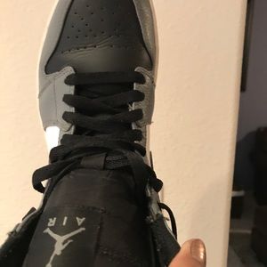 Air Force 1’s black gray and white gently used